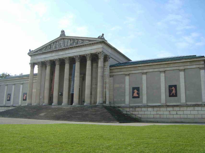 古代美術博物館。
